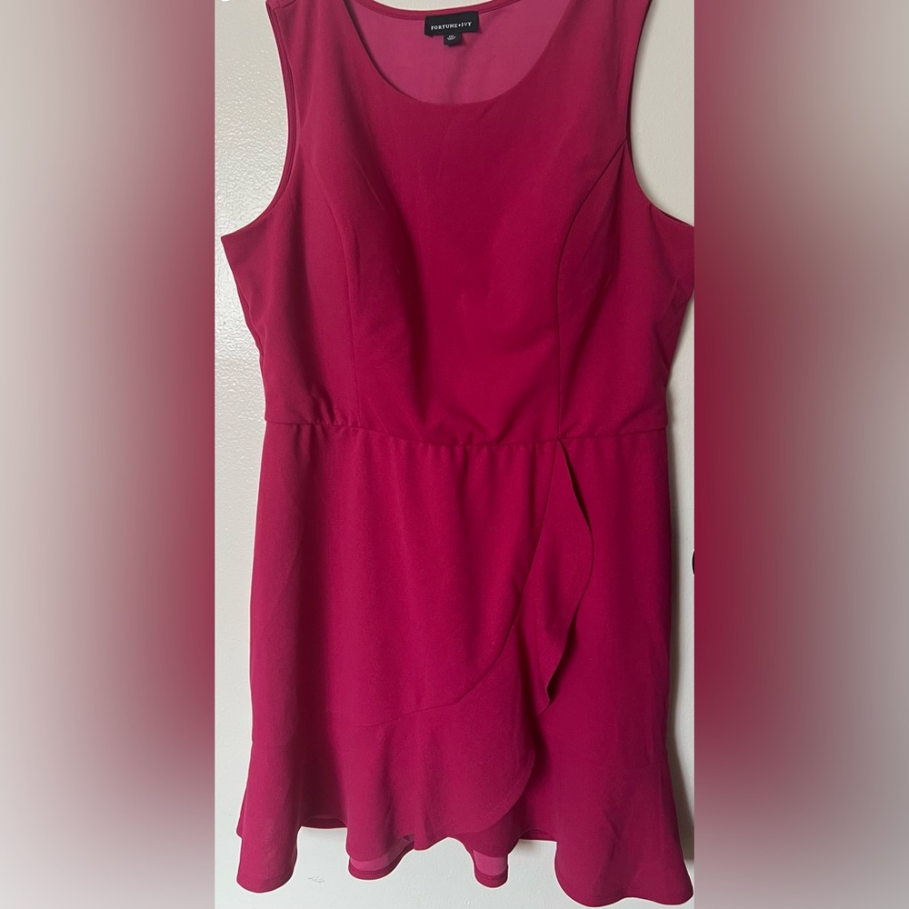 Fortune + Ivy NWOT Raspberry Ruffle Hem Dress